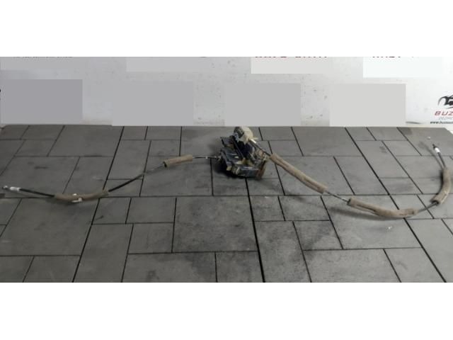 bontott NISSAN NAVARA Jobb hátsó Ajtózár