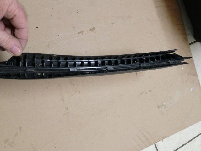 bontott NISSAN NAVARA Jobb hátsó Fixüveg (Ajtóban)