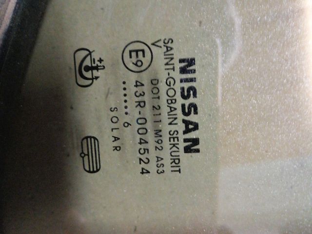 bontott NISSAN NAVARA Jobb hátsó Fixüveg (Ajtóban)