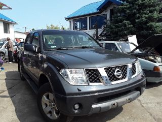 bontott NISSAN NAVARA Jobb Ködfényszóró