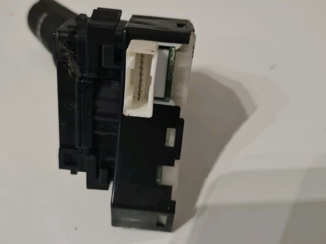 bontott NISSAN NAVARA Jobb Kormánykapcsoló Ablaktörlő