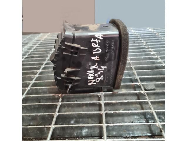 bontott NISSAN NAVARA Jobb Szellőző