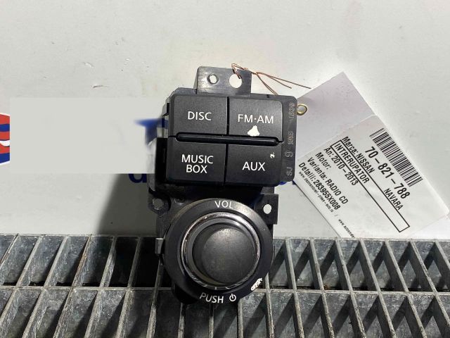 bontott NISSAN NAVARA Kapcsoló (Magában)