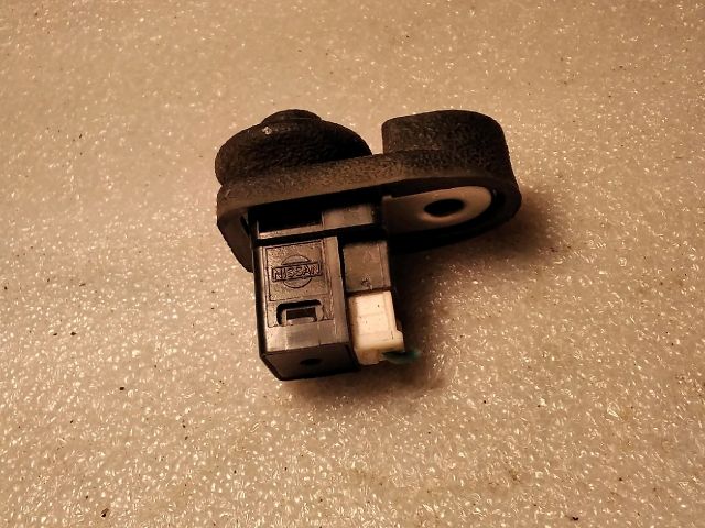 bontott NISSAN NAVARA Kapcsoló (Magában)