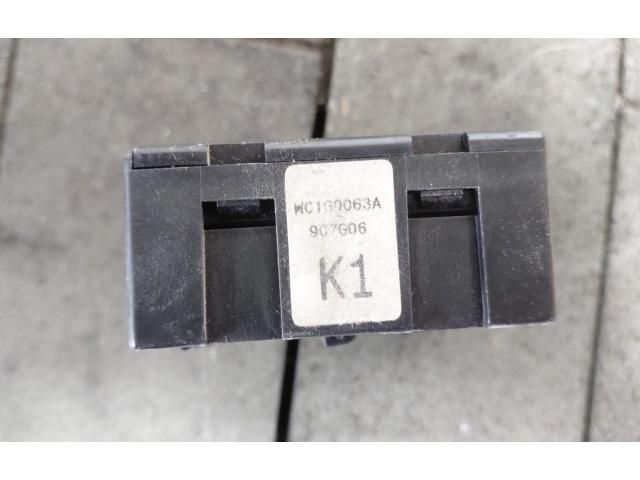 bontott NISSAN NAVARA Komfort Elektronika