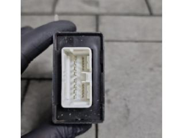 bontott NISSAN NAVARA Komfort Elektronika