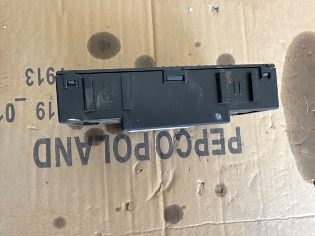 bontott NISSAN NAVARA Komfort Elektronika