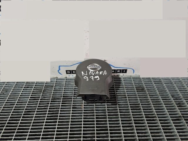 bontott NISSAN NAVARA Kormánylégzsák