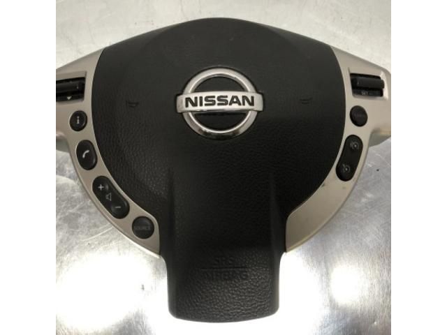 bontott NISSAN NAVARA Kormánylégzsák