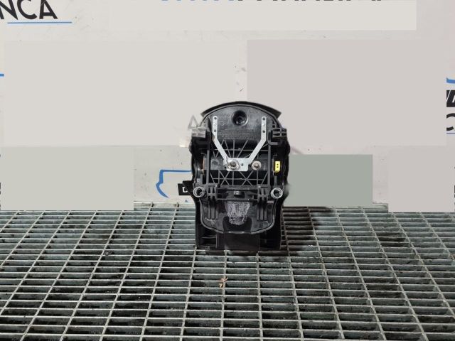 bontott NISSAN NAVARA Kormánylégzsák