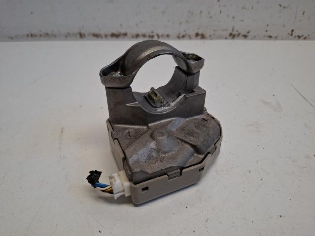 bontott NISSAN NAVARA Kormányzár (Elektromos)