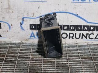 bontott NISSAN NAVARA Középső Szellőző