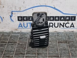 bontott NISSAN NAVARA Középső Szellőző