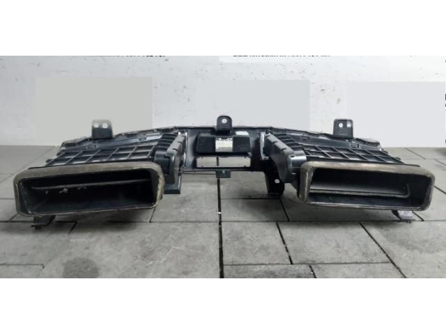 bontott NISSAN NAVARA Középső Szellőző