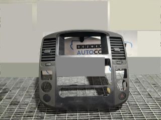 bontott NISSAN NAVARA Középső Szellőző