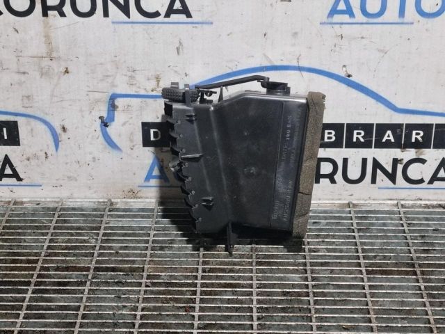 bontott NISSAN NAVARA Középső Szellőző