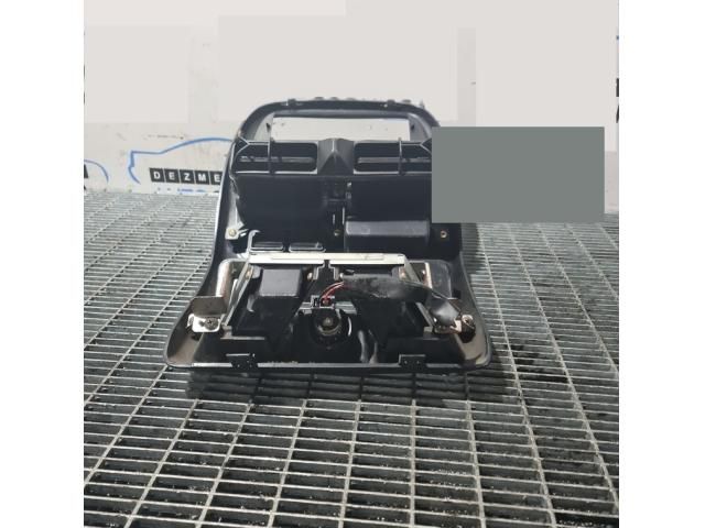 bontott NISSAN NAVARA Középső Szellőző