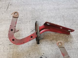 bontott NISSAN NAVARA Motorháztető Zsanér Pár