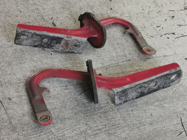 bontott NISSAN NAVARA Motorháztető Zsanér Pár