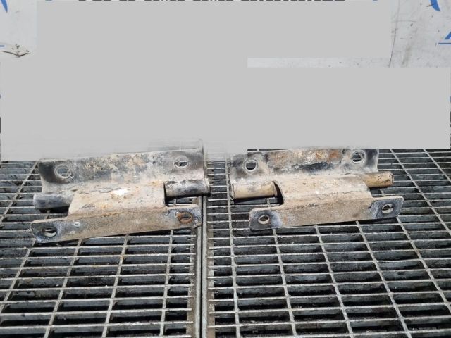 bontott NISSAN NAVARA Motorháztető Zsanér Pár