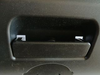 bontott NISSAN NAVARA Plató Ajtó Kilincs