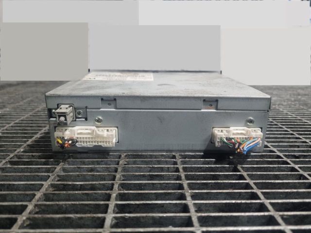 bontott NISSAN NAVARA Rádió / CD