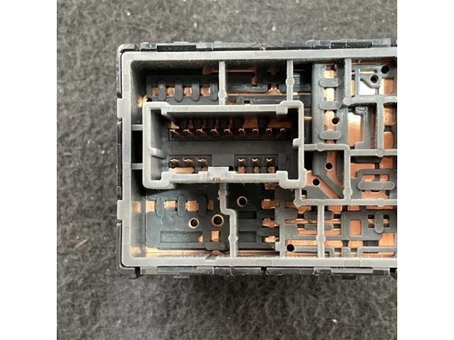 bontott NISSAN NAVARA Tükör Kapcsoló