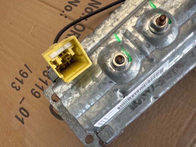 bontott NISSAN NAVARA Utasoldali Légzsák