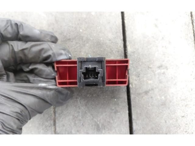 bontott NISSAN NAVARA Vészvillogó Kapcsoló