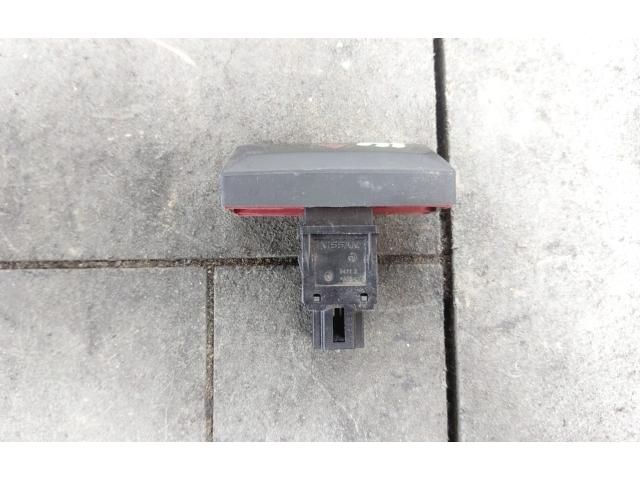 bontott NISSAN NAVARA Vészvillogó Kapcsoló