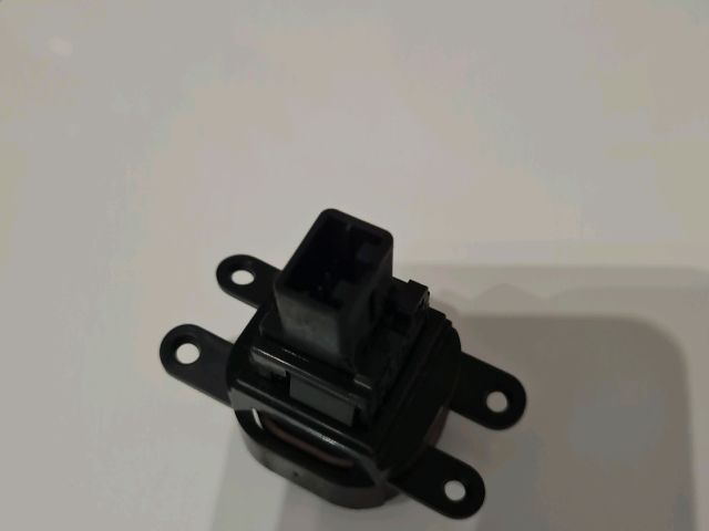 bontott NISSAN NAVARA Vészvillogó Kapcsoló