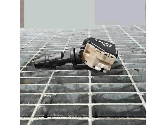 bontott NISSAN NAVARA Világítás Kapcsoló