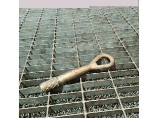 bontott NISSAN NAVARA Vonóhorog