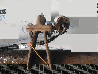 bontott NISSAN NAVARA Vonóhorog