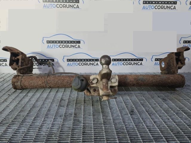 bontott NISSAN NAVARA Vonóhorog