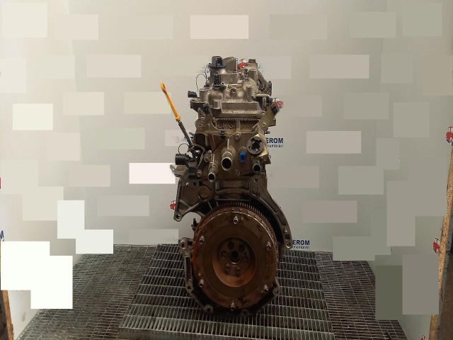 bontott NISSAN NOTE Motor (Fűzött blokk hengerfejjel)