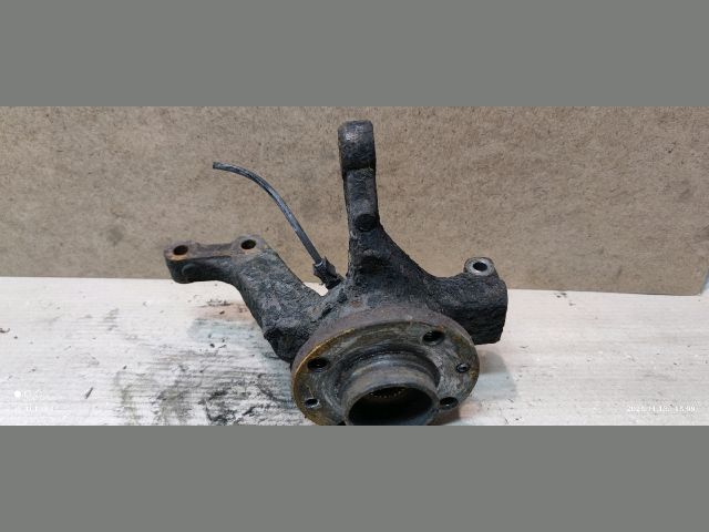 bontott NISSAN NOTE Bal első Csonkállvány Kerékaggyal