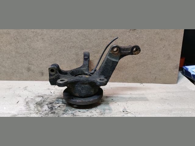 bontott NISSAN NOTE Bal első Csonkállvány Kerékaggyal