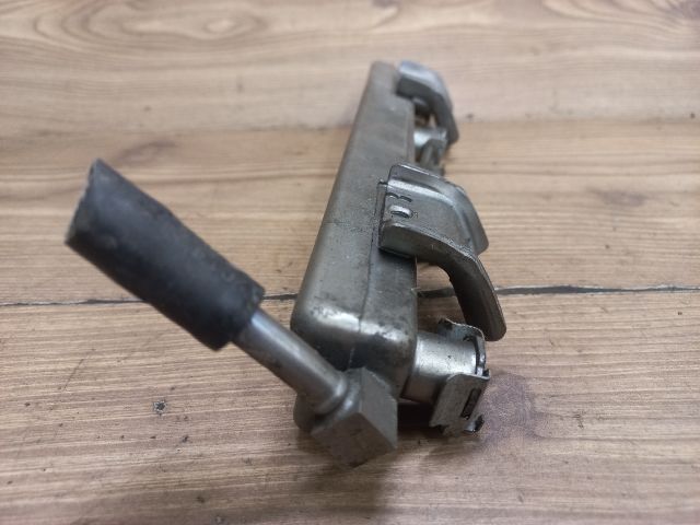 bontott NISSAN NOTE Porlasztó Sor / Híd