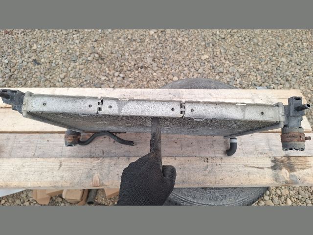 bontott NISSAN NOTE Vízhűtő Radiátor (Klímás)