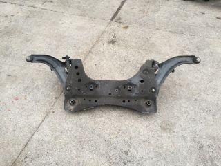 bontott NISSAN NOTE Első Bölcső