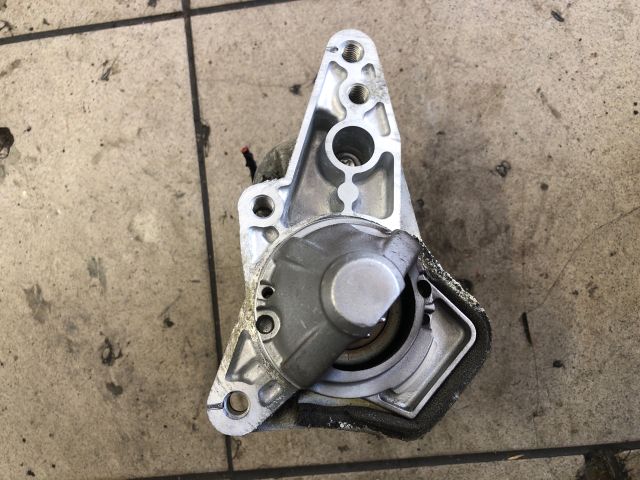 bontott NISSAN NOTE Önindító