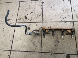 bontott NISSAN NOTE Porlasztó Sor / Híd