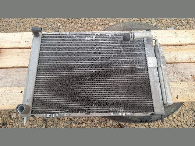 bontott NISSAN NOTE Vízhűtő Radiátor (Klímás)