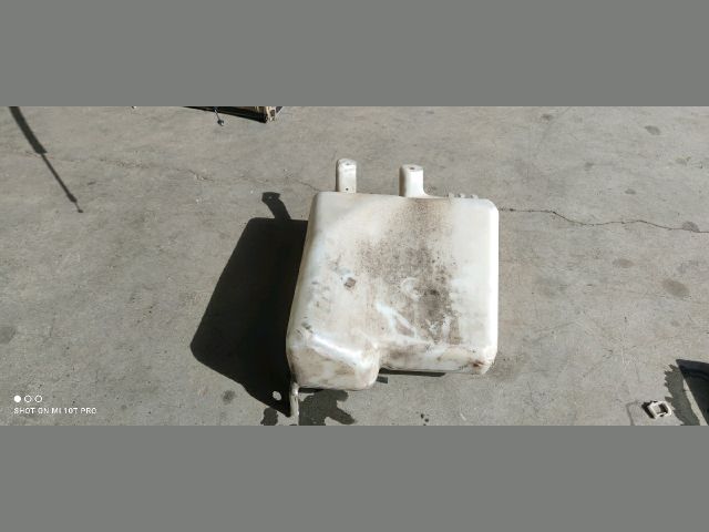 bontott NISSAN NOTE Ablakmosó Tartály