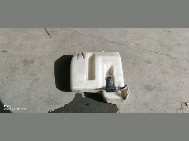 bontott NISSAN NOTE Ablakmosó Tartály