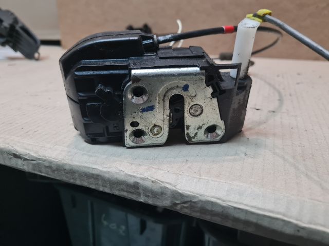 bontott NISSAN NOTE Bal első Ajtózár