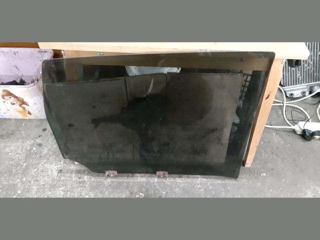 bontott NISSAN NOTE Bal hátsó Ablak