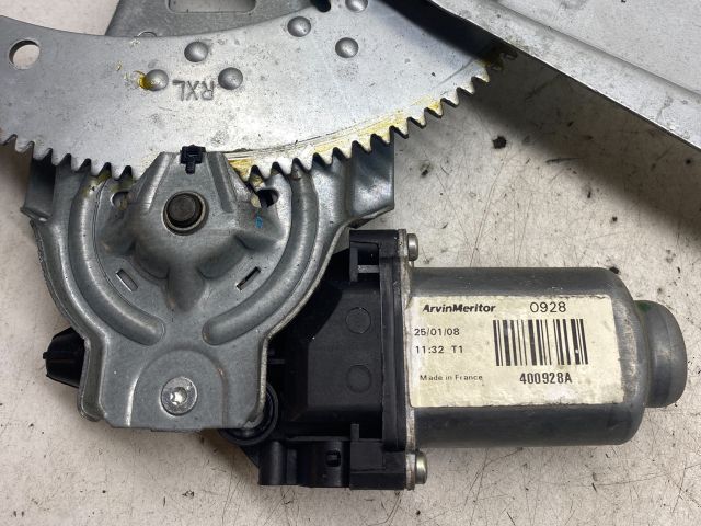 bontott NISSAN NOTE Bal hátsó Ablakemelő Szerkezet (Elektromos)