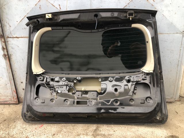 bontott NISSAN NOTE Csomagtérajtó (Részeivel)